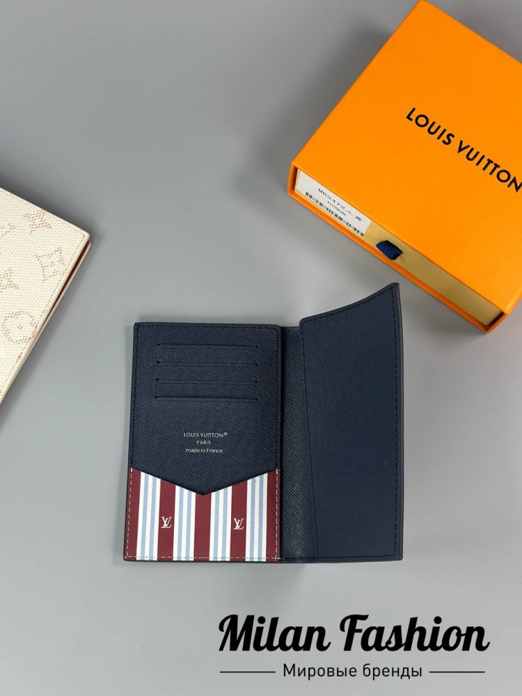Обложка на паспорт  Louis Vuitton V23541. Вид 4