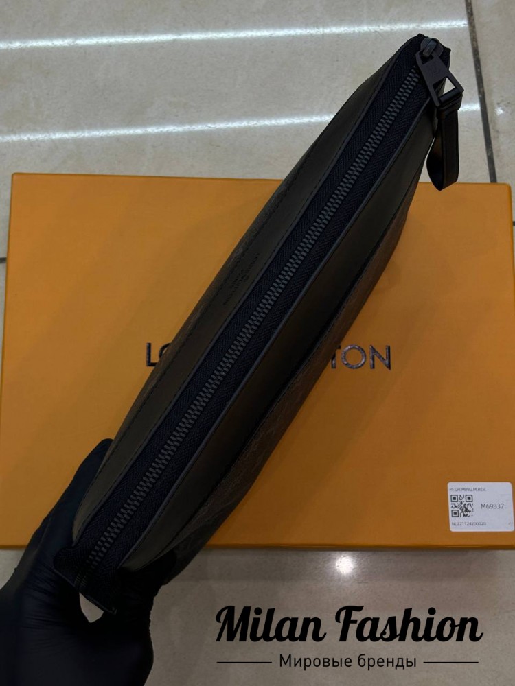 Папка Louis Vuitton V52022. Вид 3