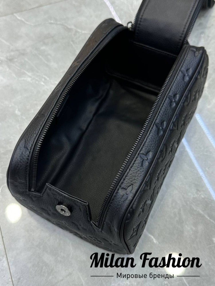 Несессер  Louis Vuitton V33715. Вид 3