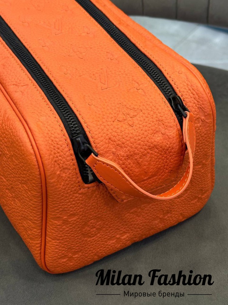 Несессер  Louis Vuitton V33739. Вид 4