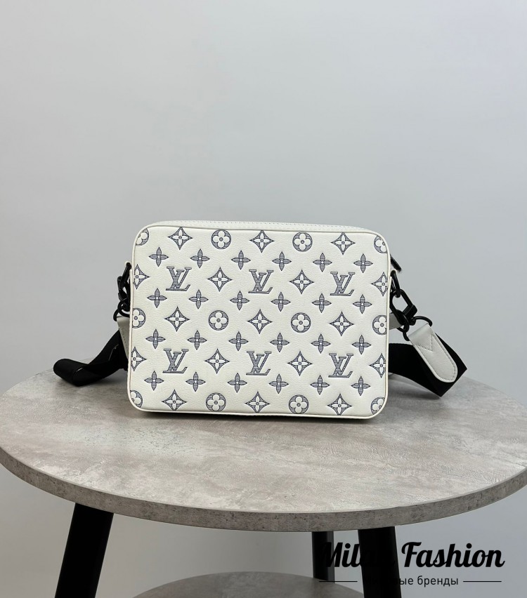 Сумка  Louis Vuitton V33680. Вид 2