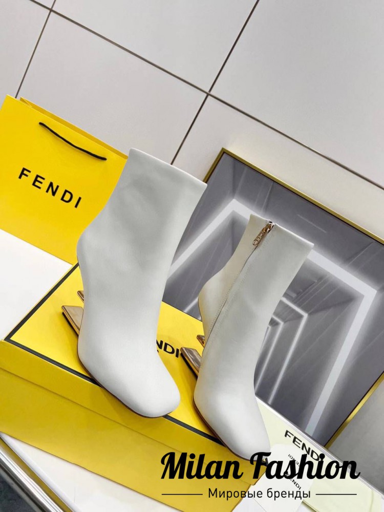 Ботинки  Fendi V13766. Вид 1