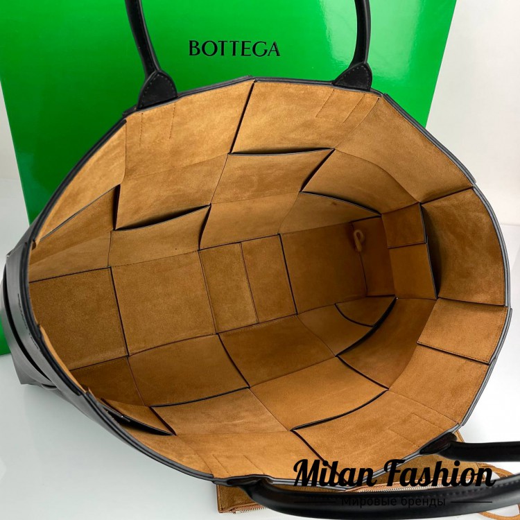 Сумка  Arco Tote  Bottega Veneta V33671. Вид 3