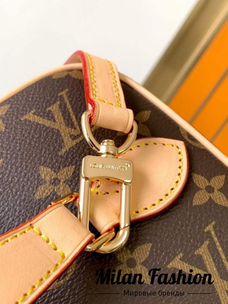 Косметичка  Louis Vuitton V33171. Вид 5