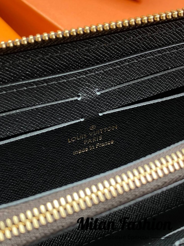 Кошелек  Louis Vuitton V52511. Вид 4