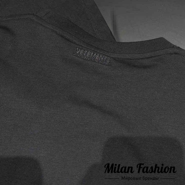 Футболка Vetements  … V3012. Вид 3