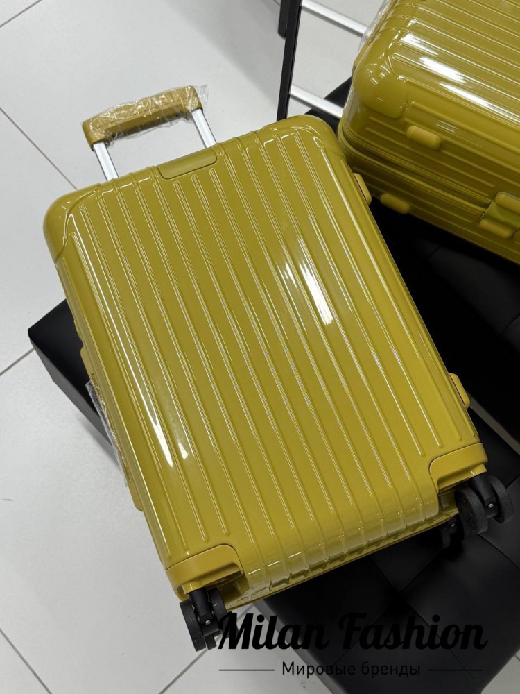 Чемодан Rimova  … V52536. Вид 1