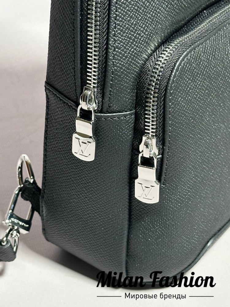 Сумка нагрудная  Louis Vuitton V2517. Вид 9
