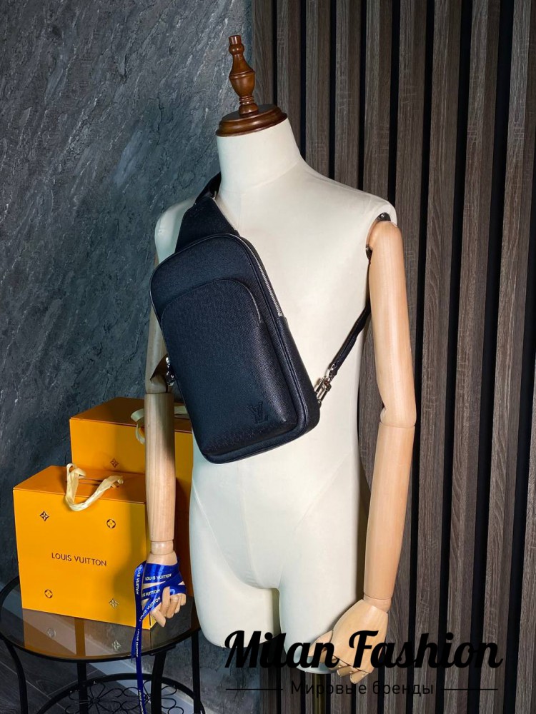 Сумка -слинг Avenue  Louis Vuitton V14279. Вид 7