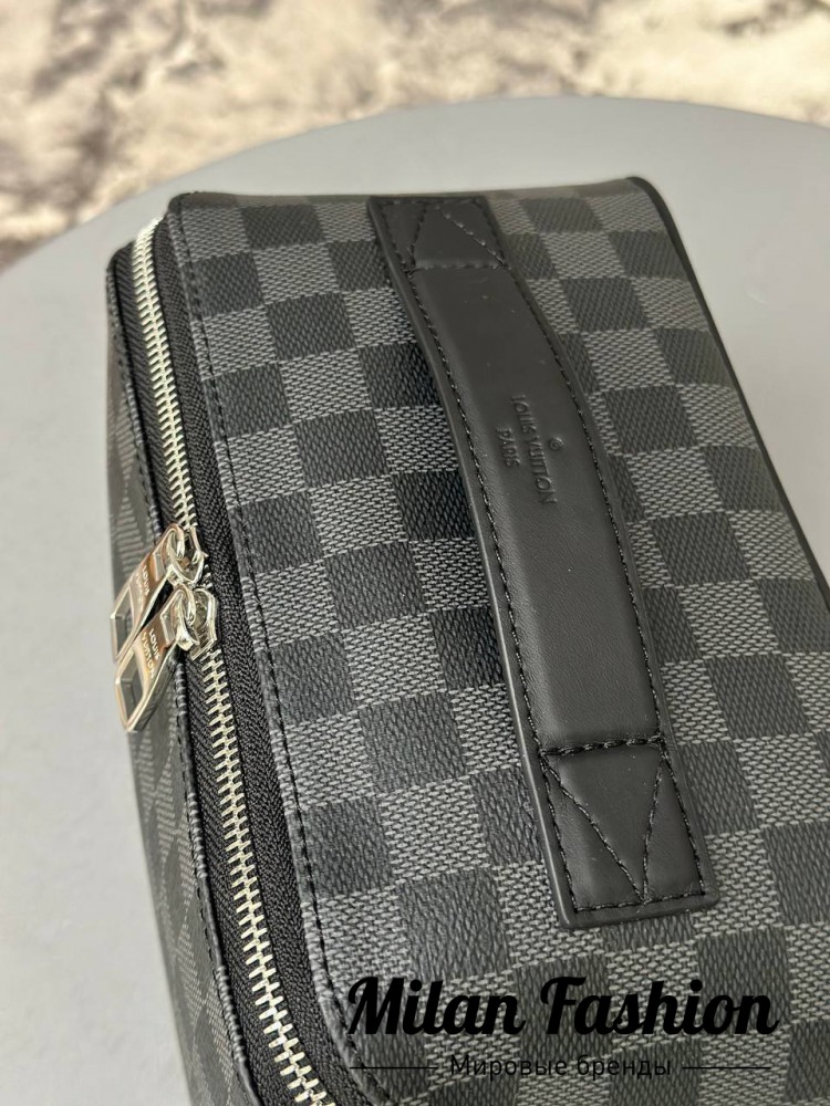 Несессер  Louis Vuitton V52070. Вид 4