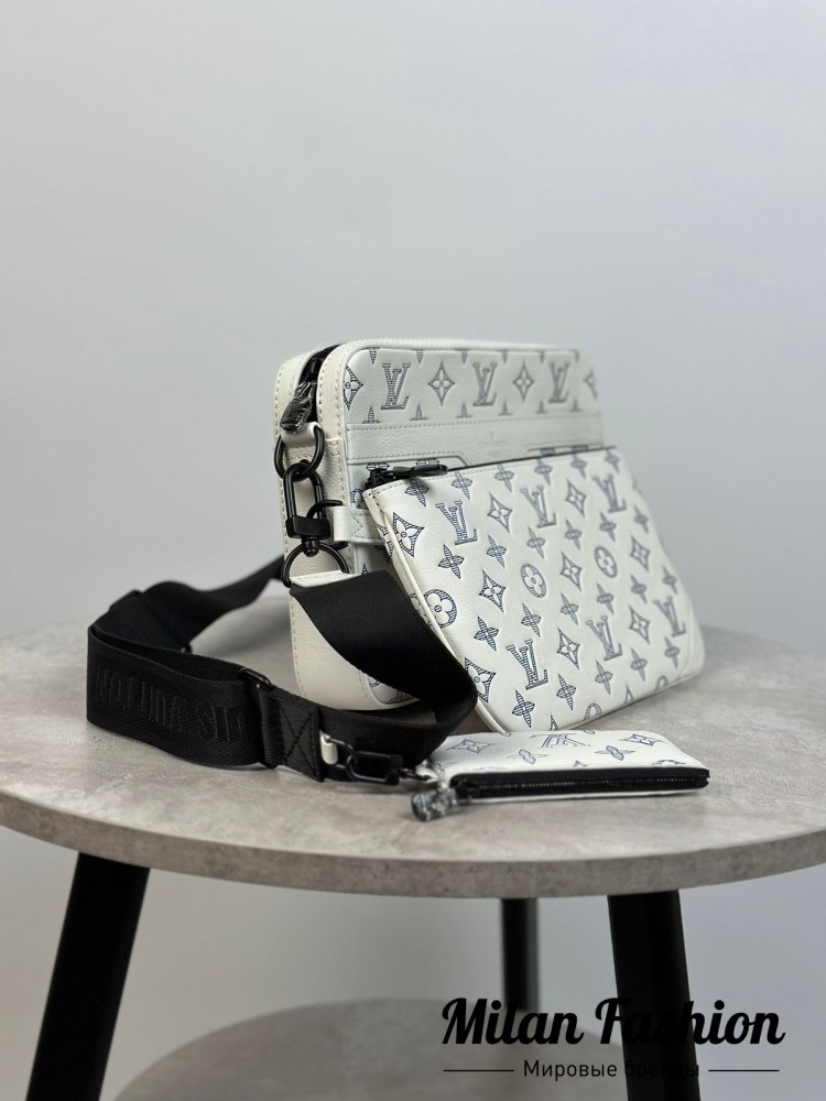 Сумка  Louis Vuitton V33680. Вид 3