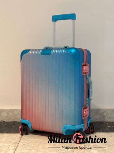 Чемодан Rimova 