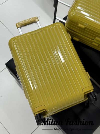 Чемодан Rimova 